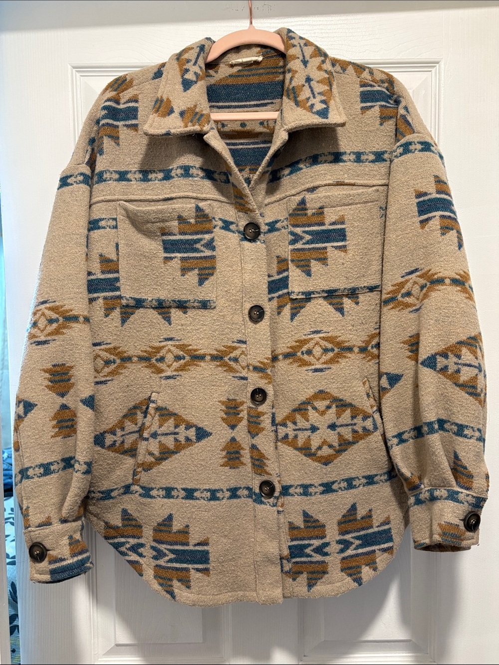 Main Strip | Men’s Medium | Patterned Western Button-Up Shacket